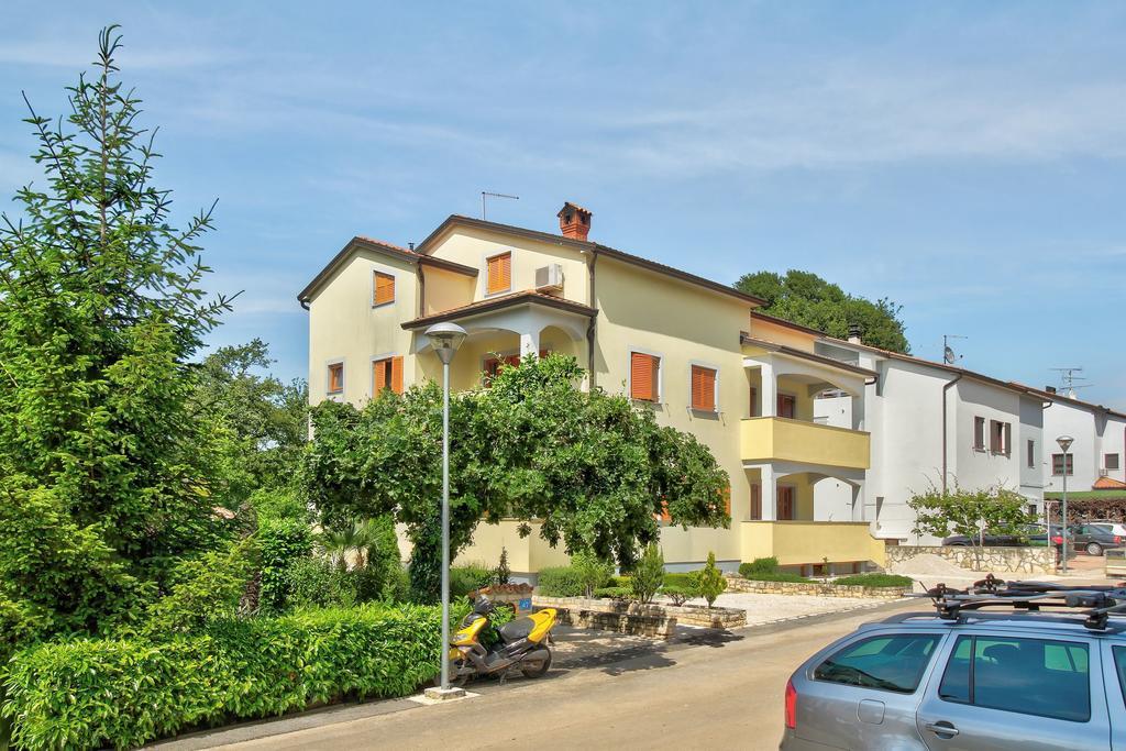 Apartments Vera Umag Exteriör bild