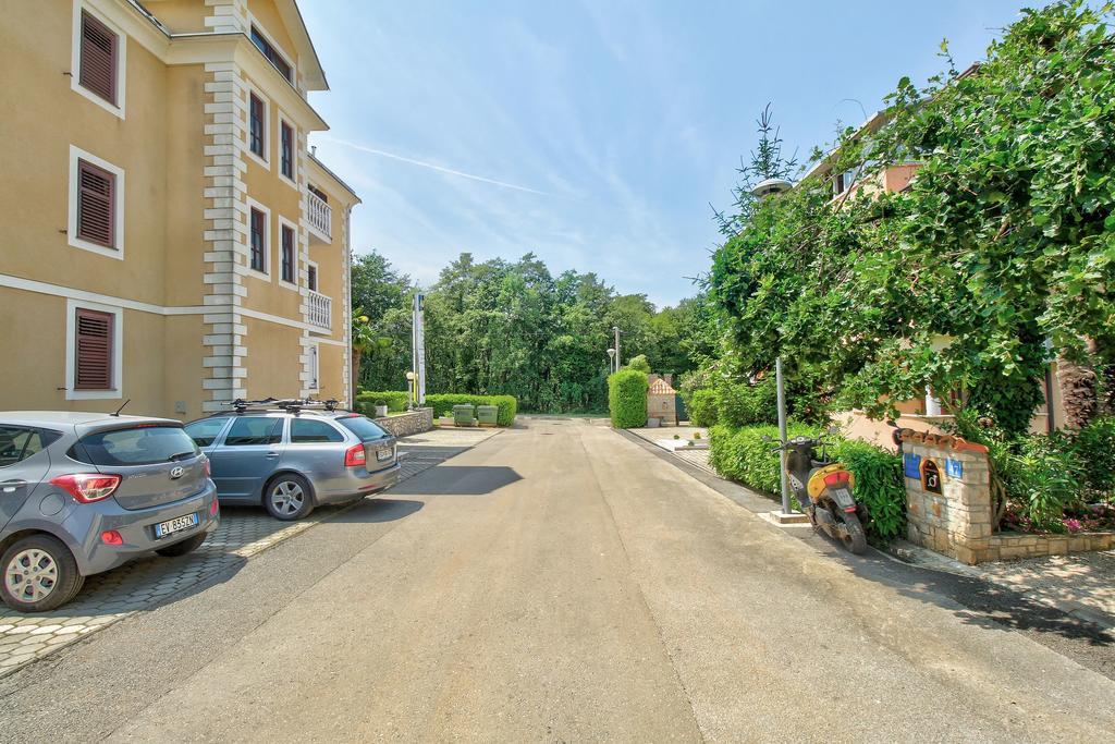 Apartments Vera Umag Exteriör bild