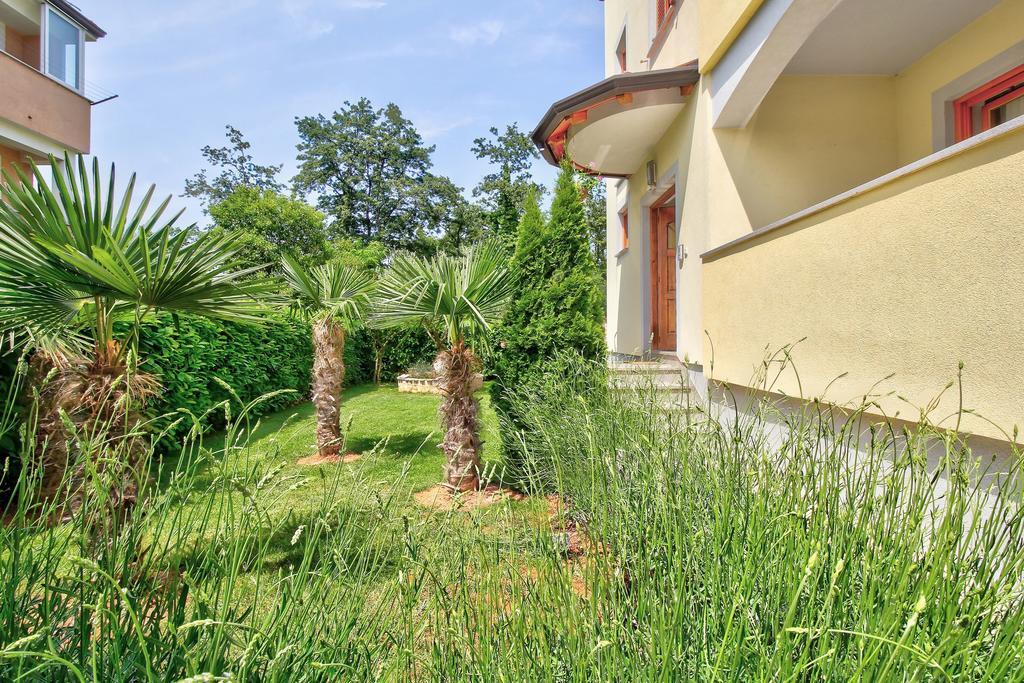 Apartments Vera Umag Exteriör bild